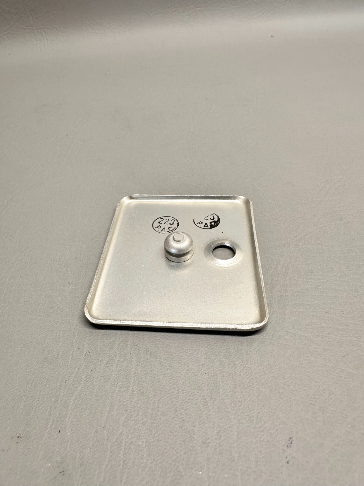 43267-000 Piper Seat Cover Plate