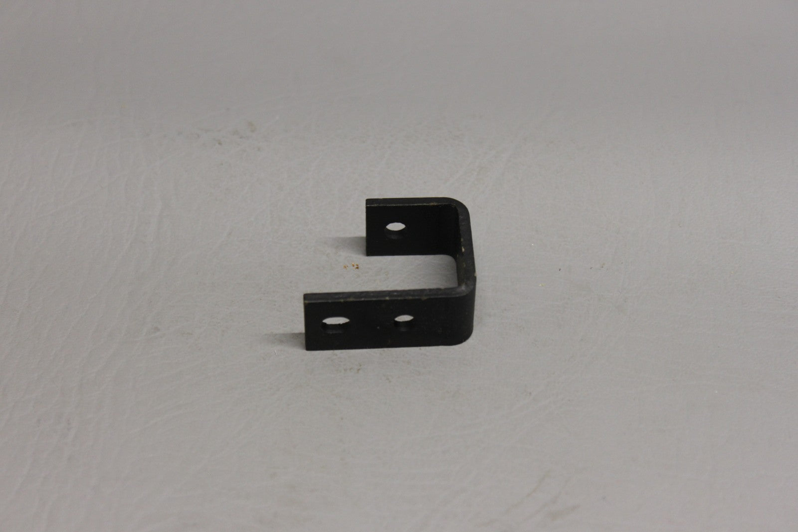 99929-000 Piper Bracket