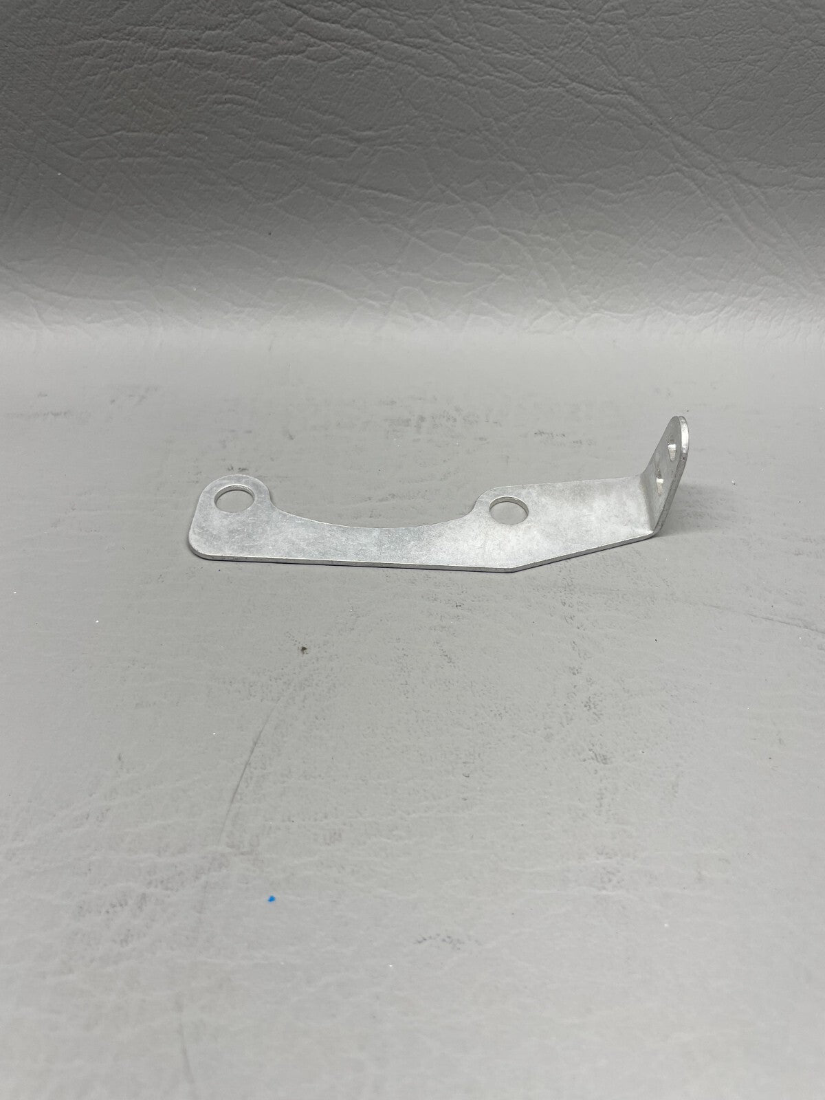 Cessna Hinge Assy P/N 2013096-1 (NEW)