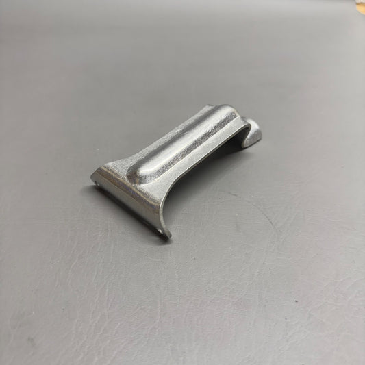 31692-000 Piper Bracket