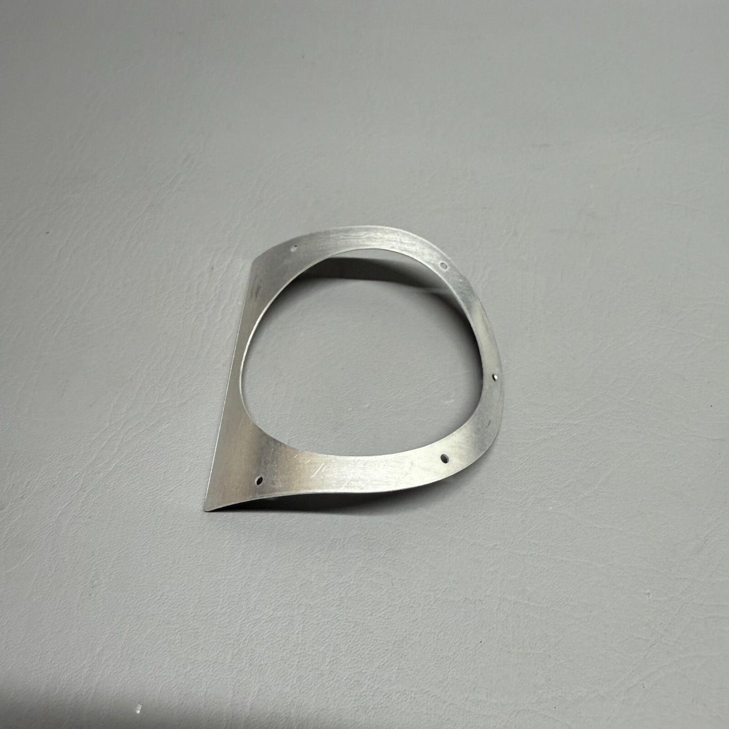 35631-005 Piper Retainer (NEW)
