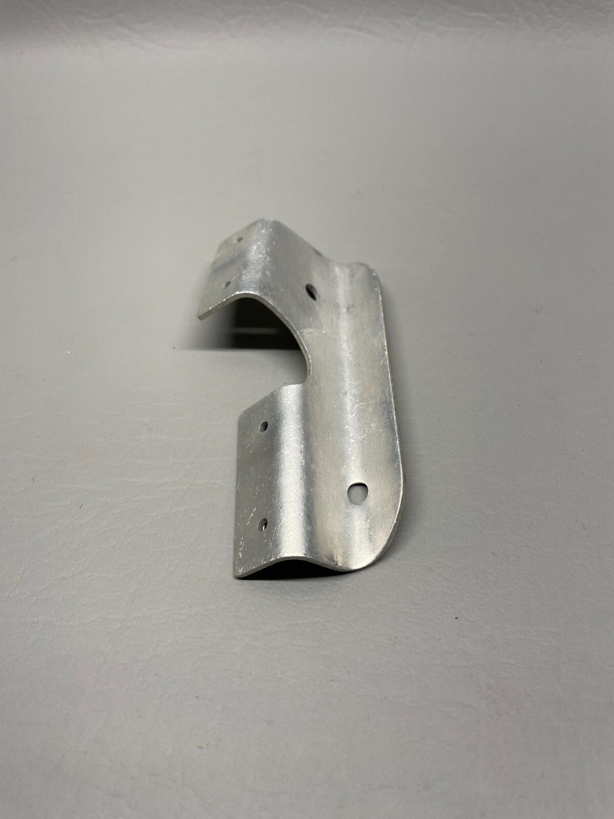 Cessna Bracket P/N 0752000-135 (NEW)