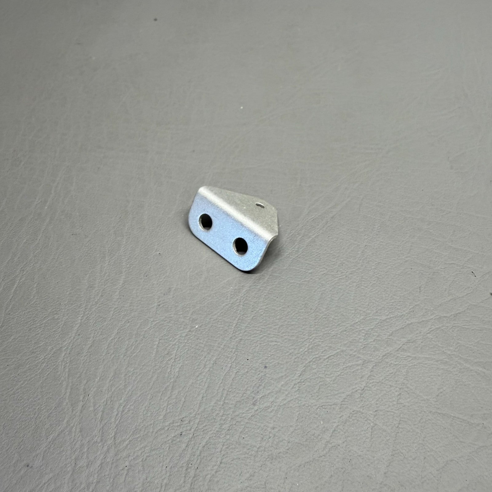 1713092-1 Cessna Cabin Door Stop Bracket