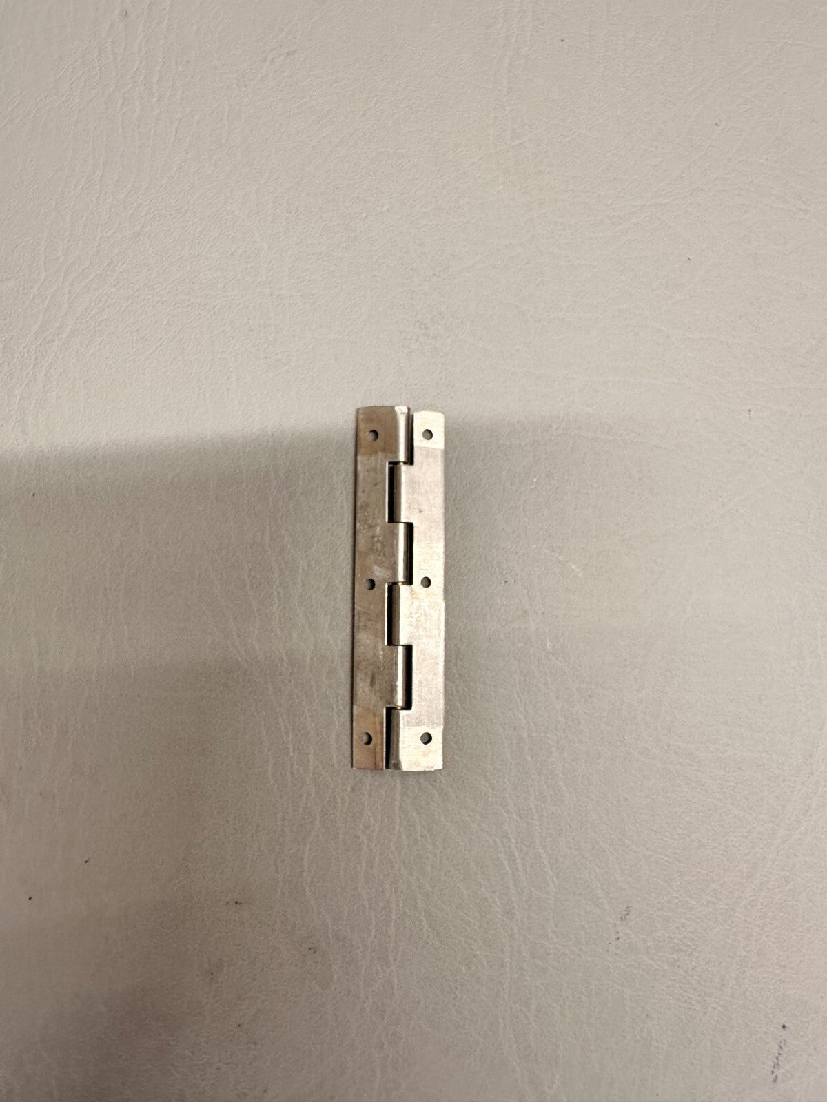 1250839-20 Cessna Hinge