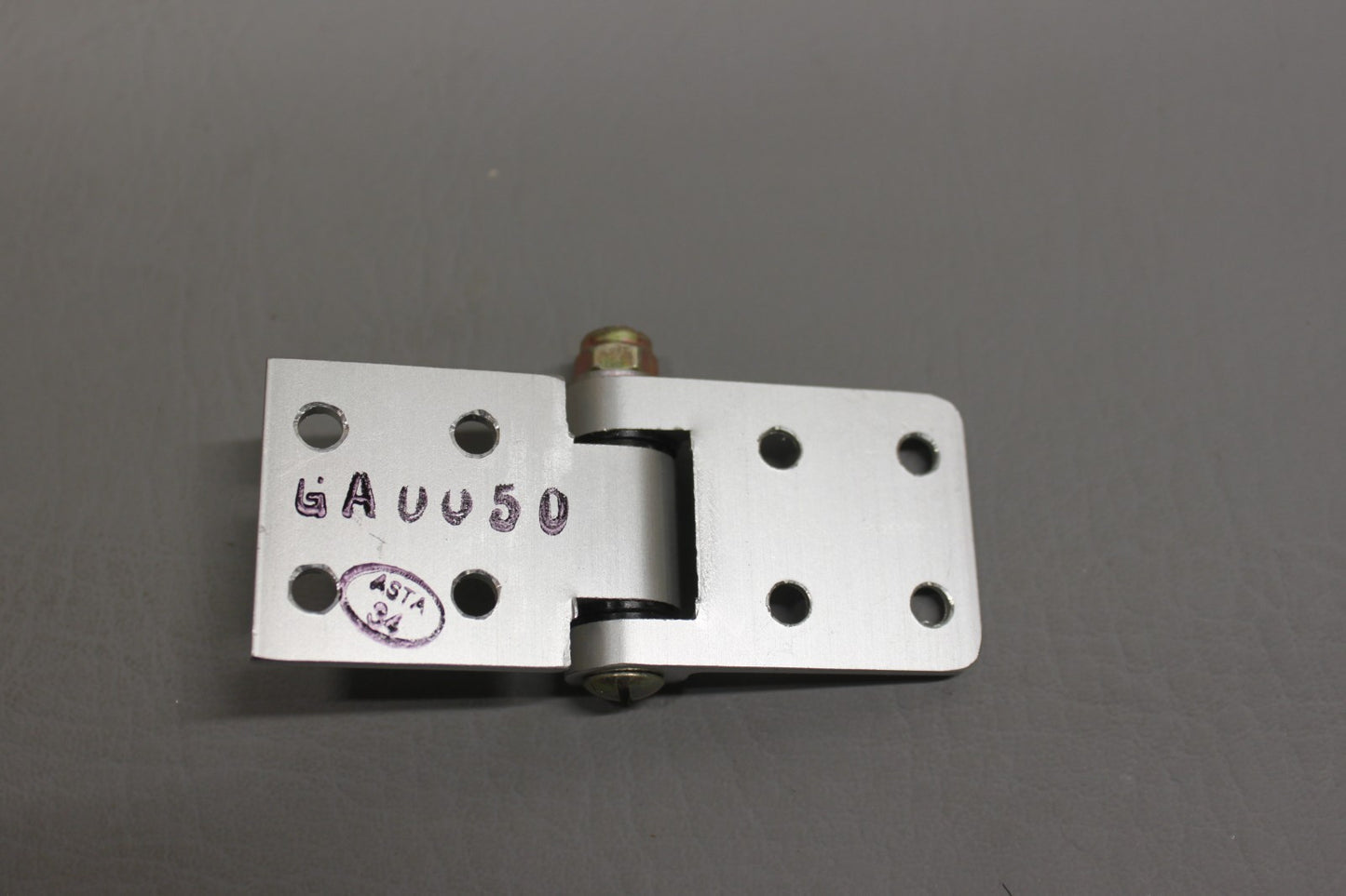 358-007-1 Aircraft Hinge
