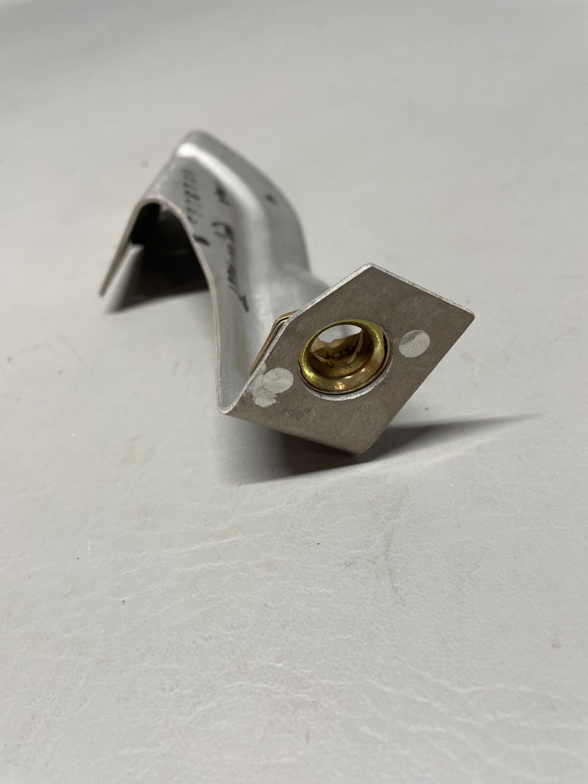 Cessna 182 Cowl Attachment Bracket P/N 0713665-4