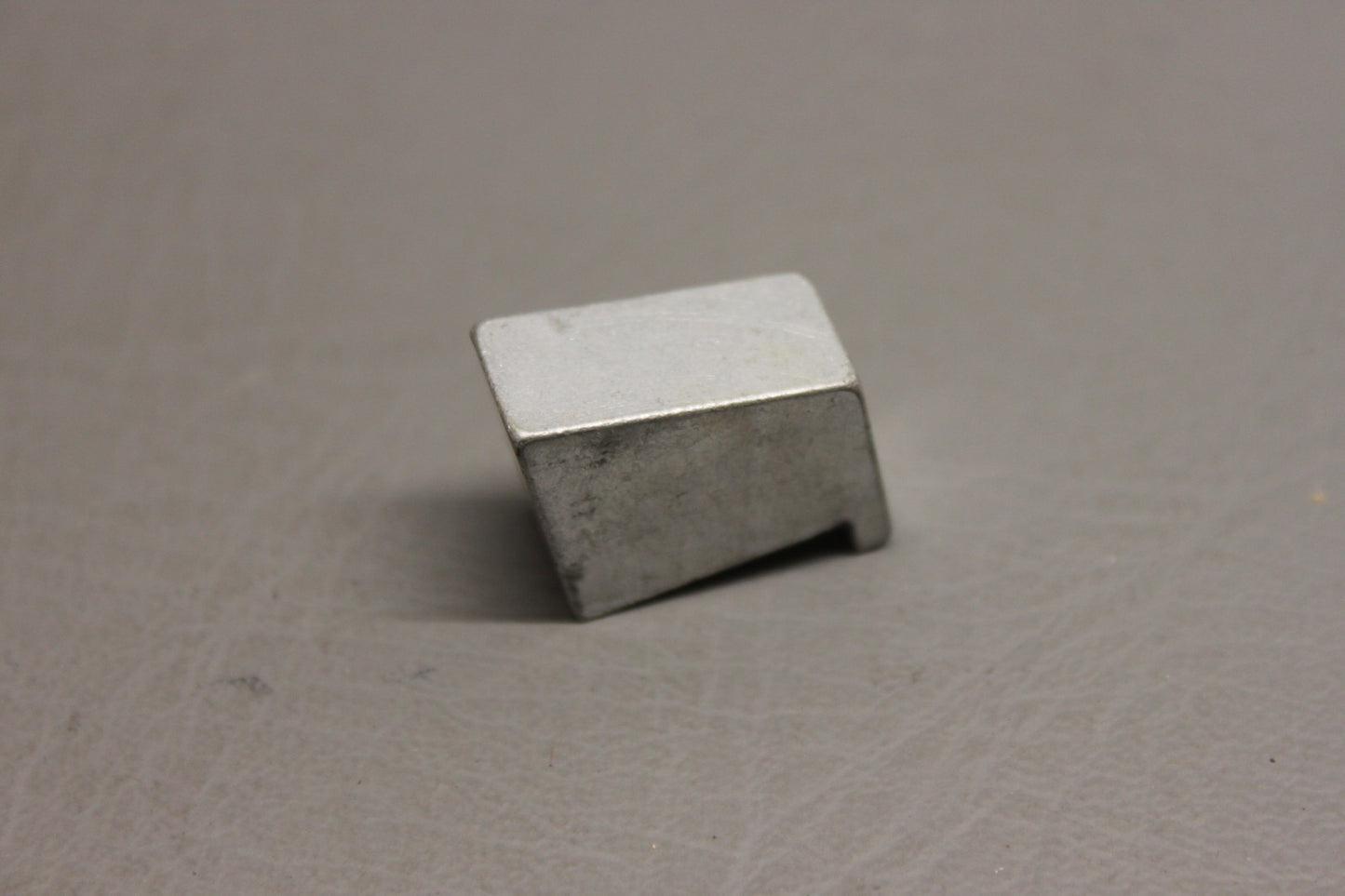 1741006-3 Cessna Wing Leveler Bushing Retainer