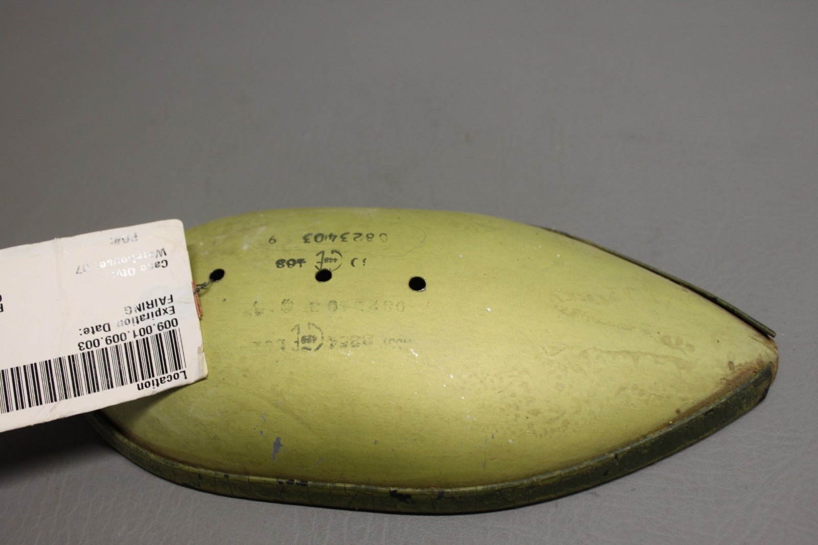 0823403-9 Cessna Tip Tank Shield Vent
