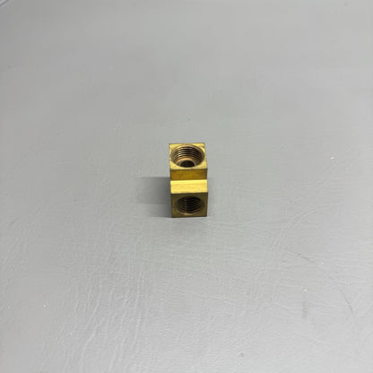 460-689 Piper Fitting