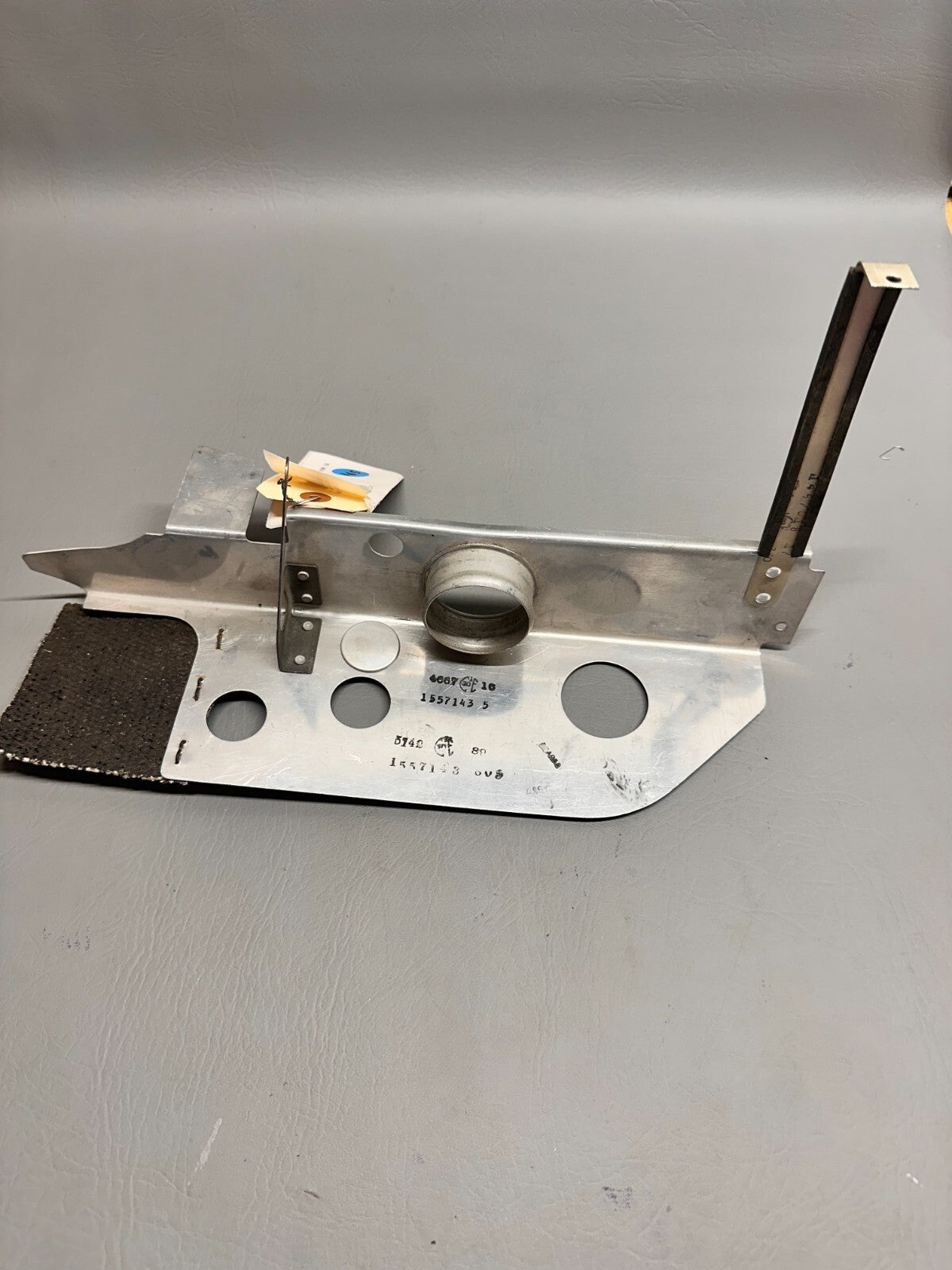 1557143-5 Cessna Baffle Assy