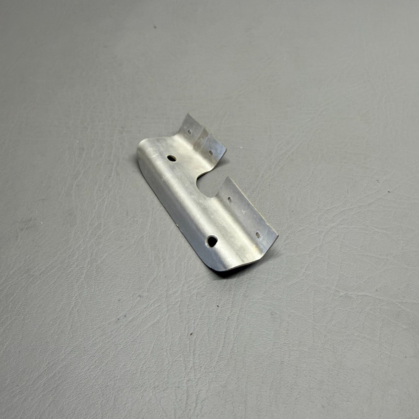 0752000-135 Cessna Bracket