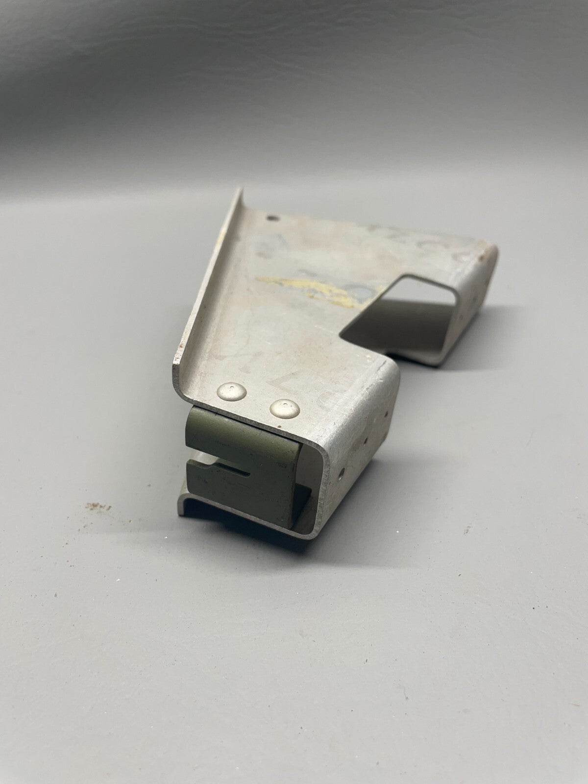 Cessna 172/180/182 Parking Brake Bracket P/N 0713070-20 (NEW)