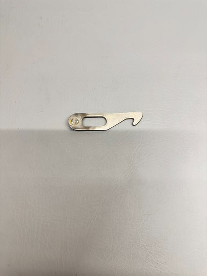 68176-000 Piper Hook Bracket Assy