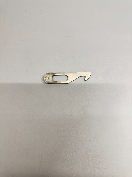 68176-000 Piper Hook Bracket Assy