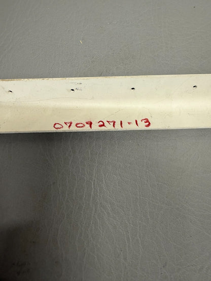 0709271-13 Cessna Angle