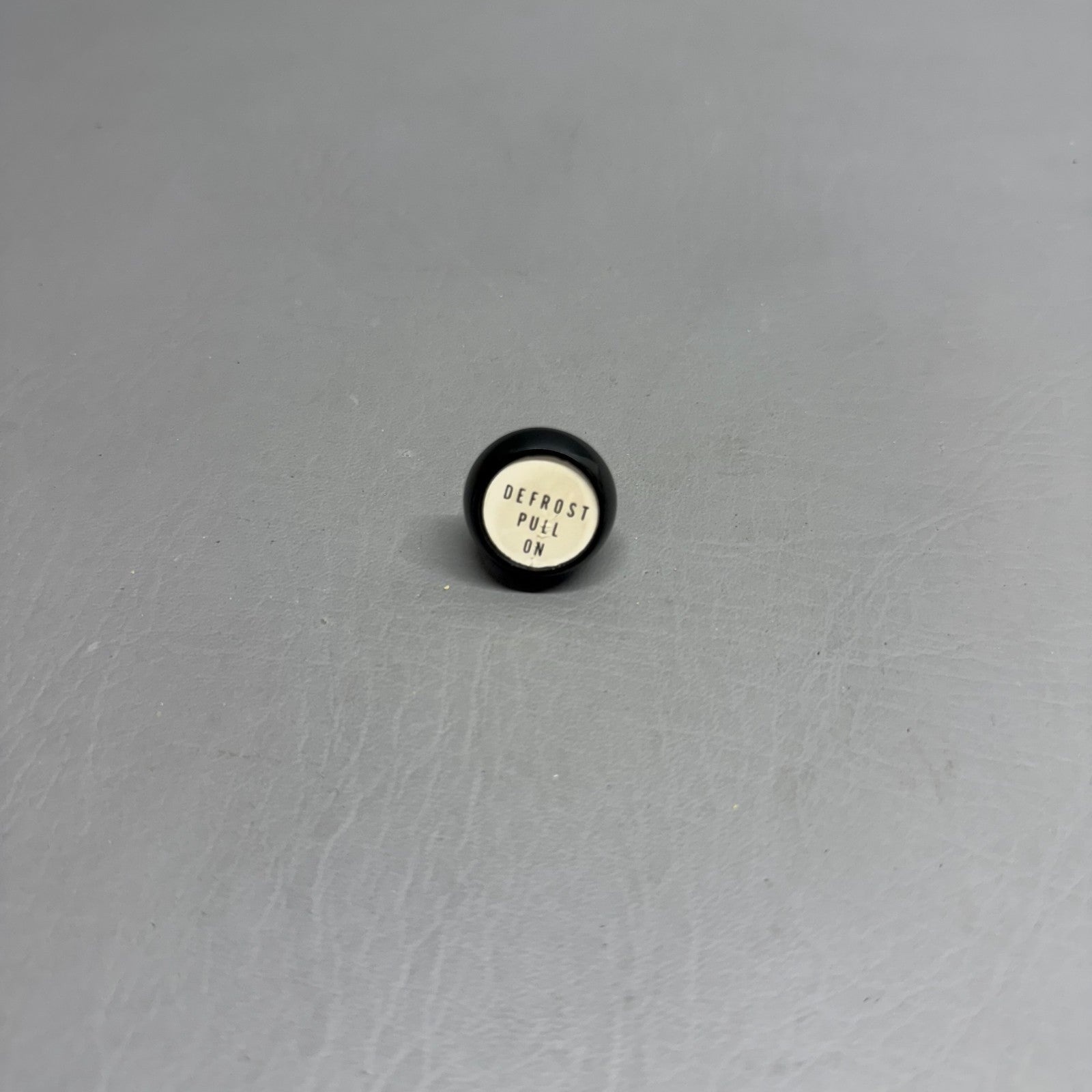 63914-005 Piper Defroster Knob