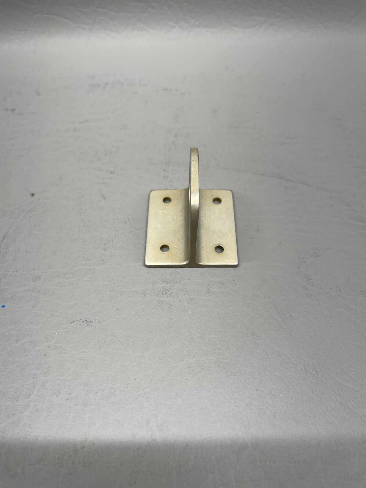 Cessna Bracket P/N 2052036-1 (NEW)