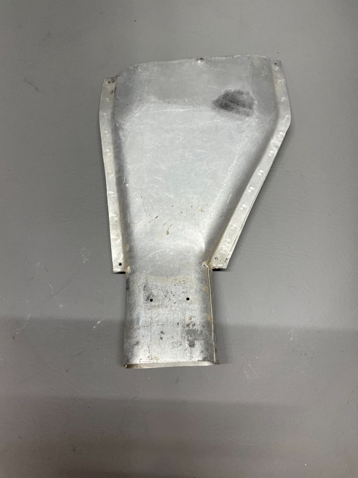 Cessna T210/P210 Cabin Heat Duct LH P/N 1250503-1