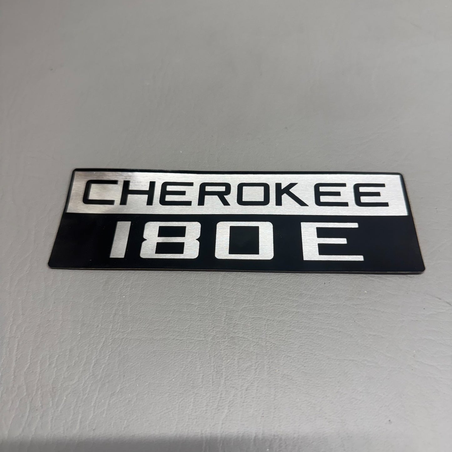 66939-000 Piper Cherokee Nameplate Placard
