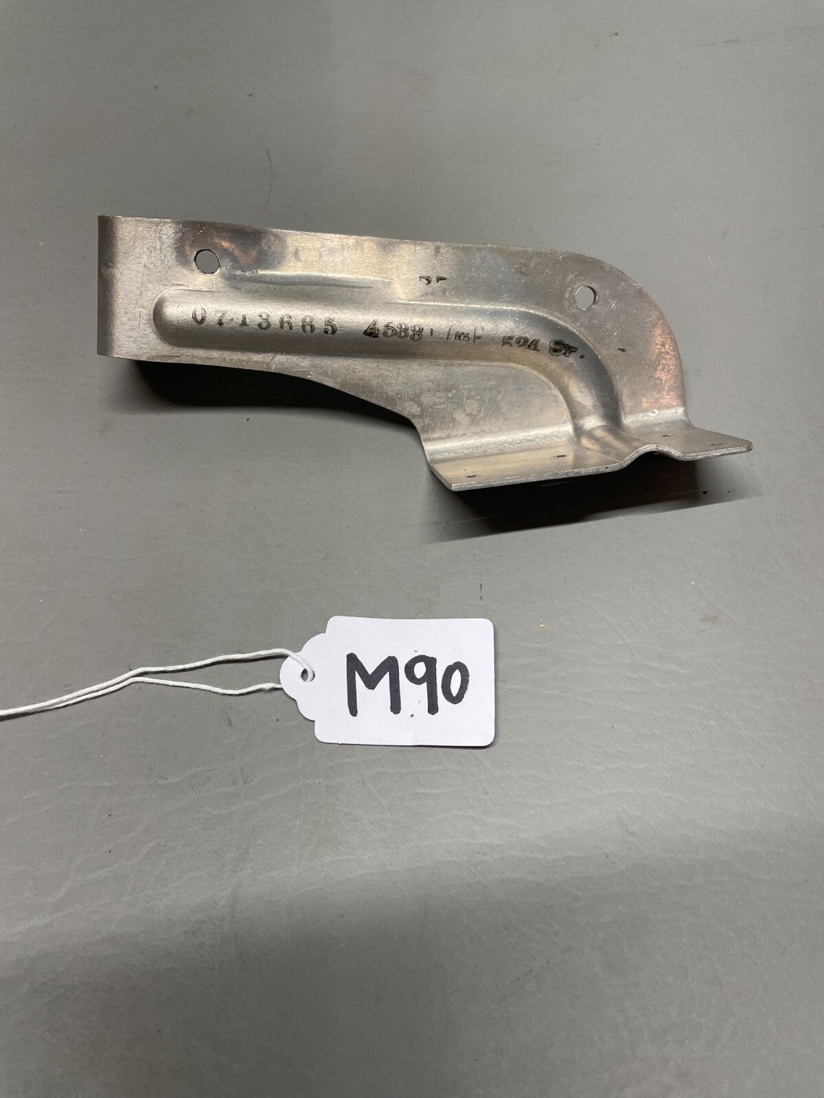 Cessna 182 Cowl Attachment Bracket P/N 0713665-4
