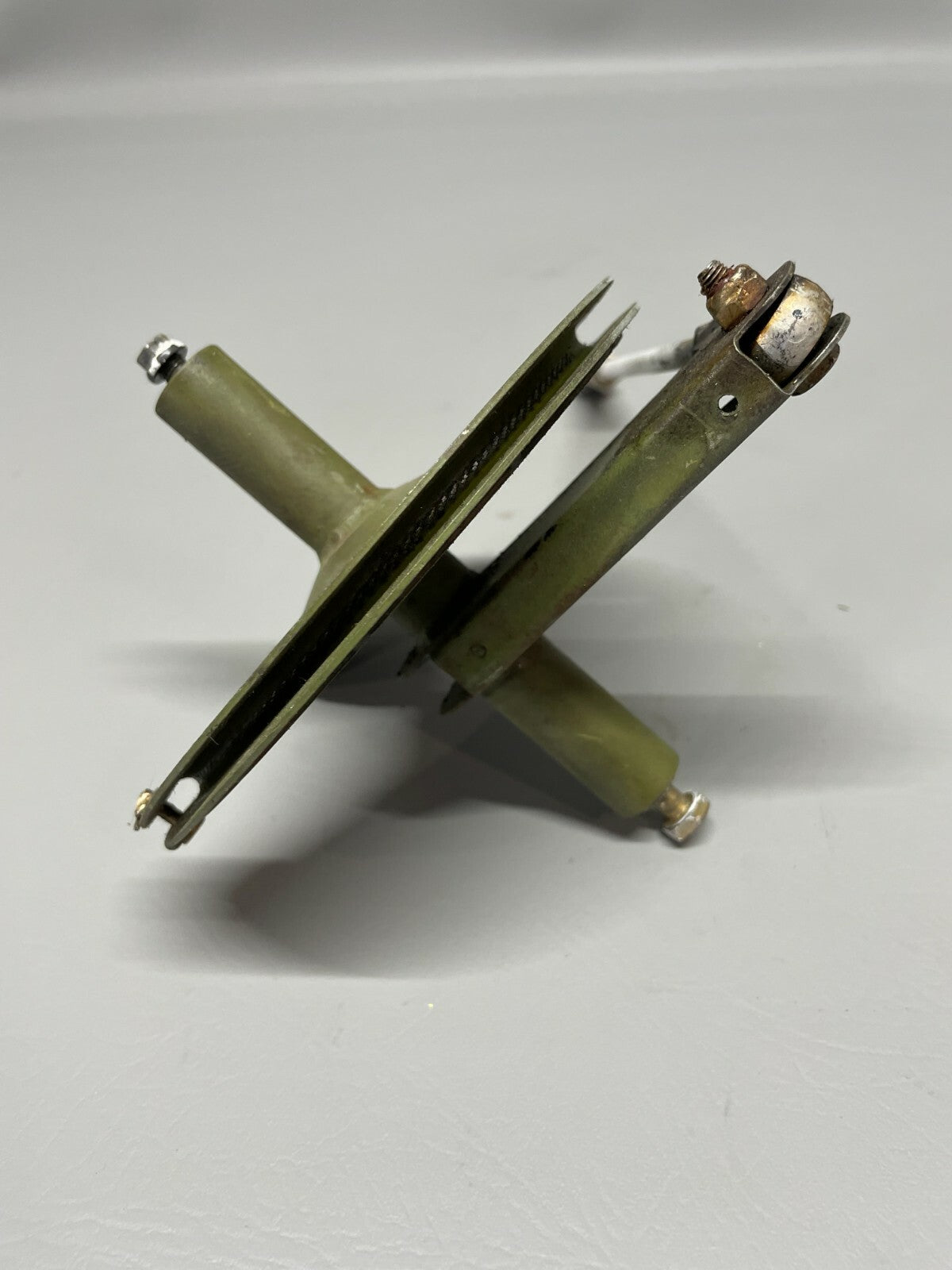 Cessna 172 Drive Pull Flap Bellcrank LH P/N 0762054-5