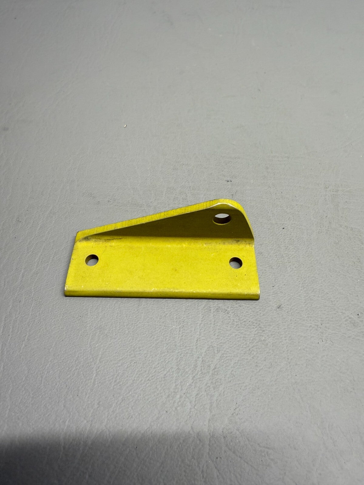 Piper Bracket Front Aileron P/N 40110-000