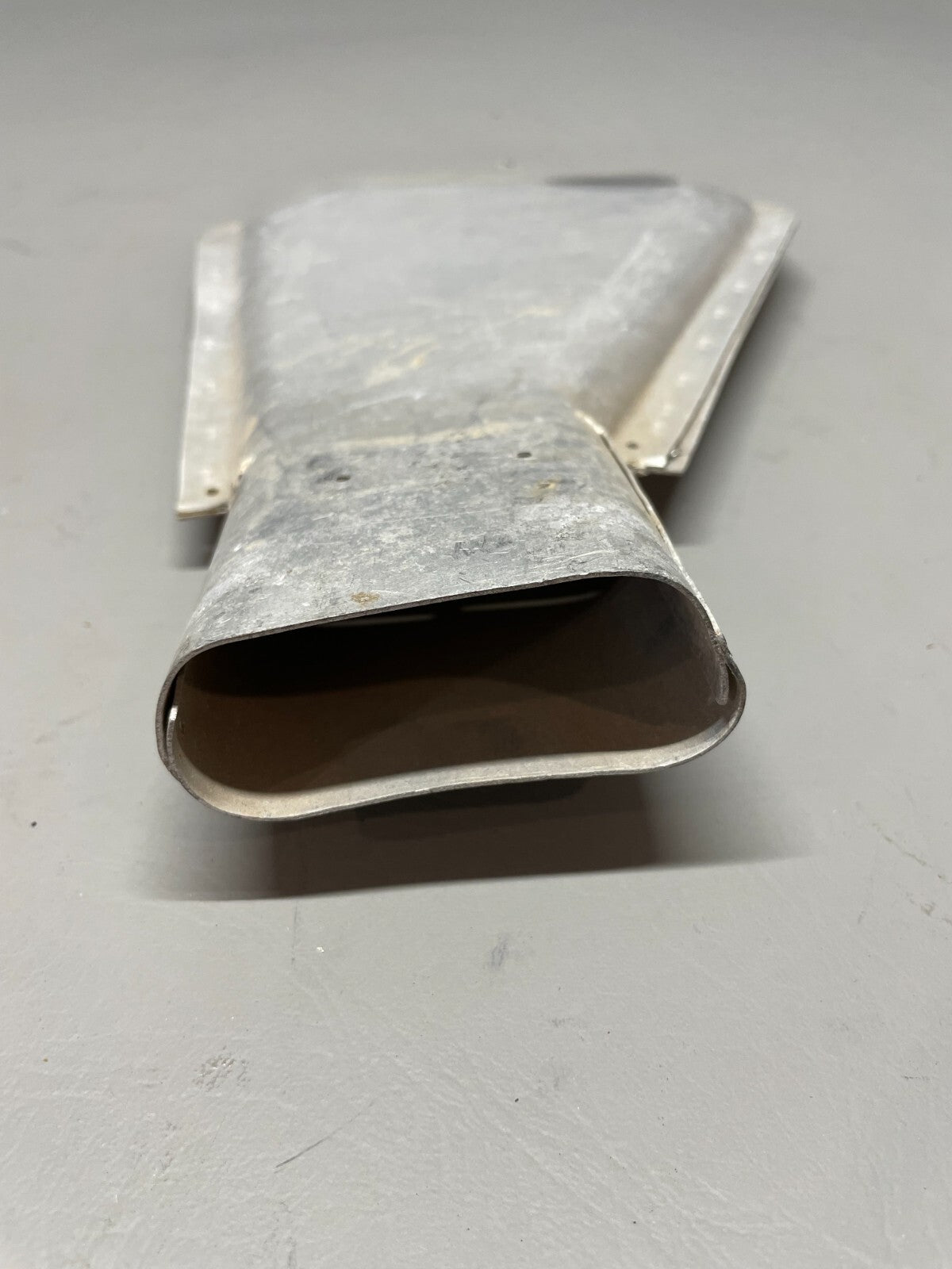 Cessna T210/P210 Cabin Heat Duct LH P/N 1250503-1