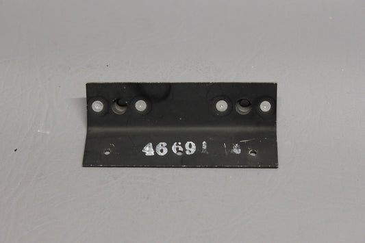 46691-000 Piper Bracket