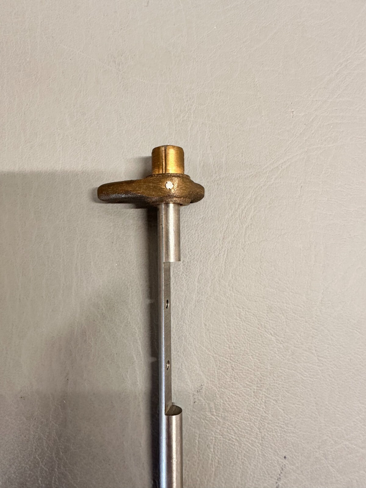 13-828 Cessna Fuel Control Shaft (13-1521)
