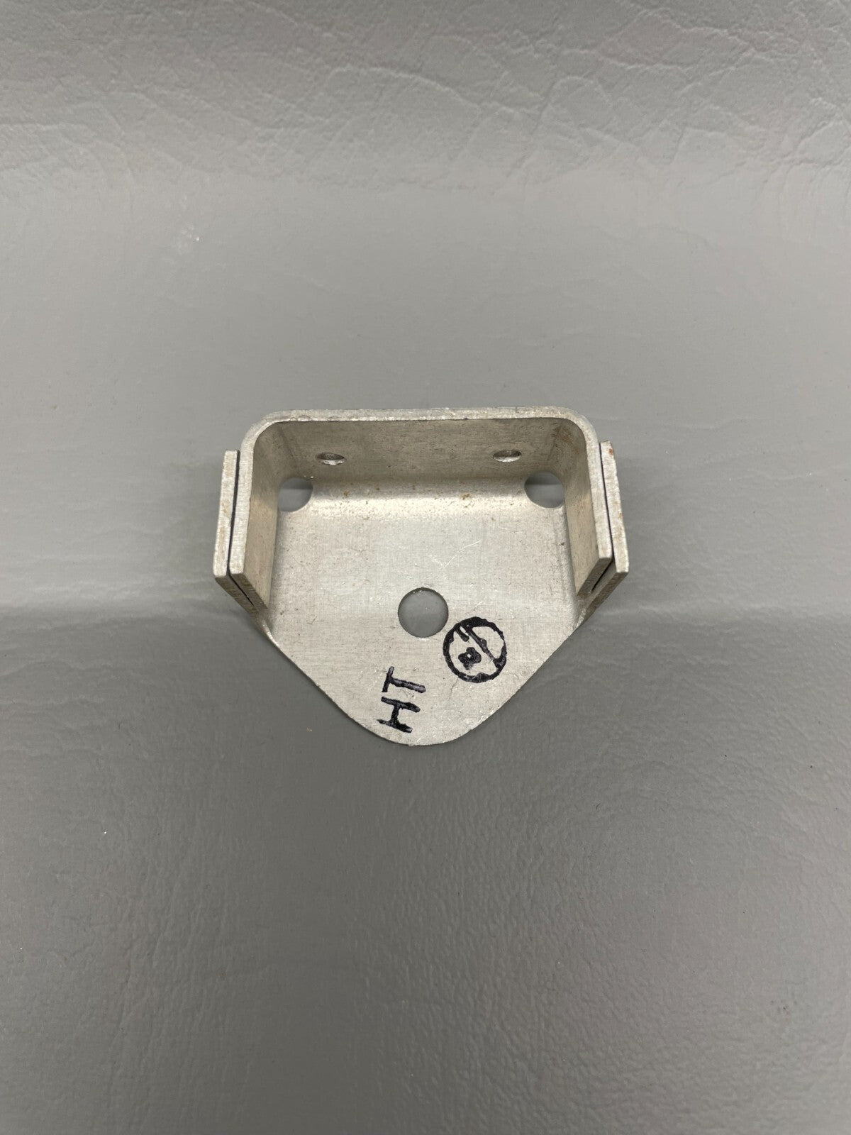 Cessna 180 Bracket Hinge Rudder Upper P/N 0731100-5 (NEW)