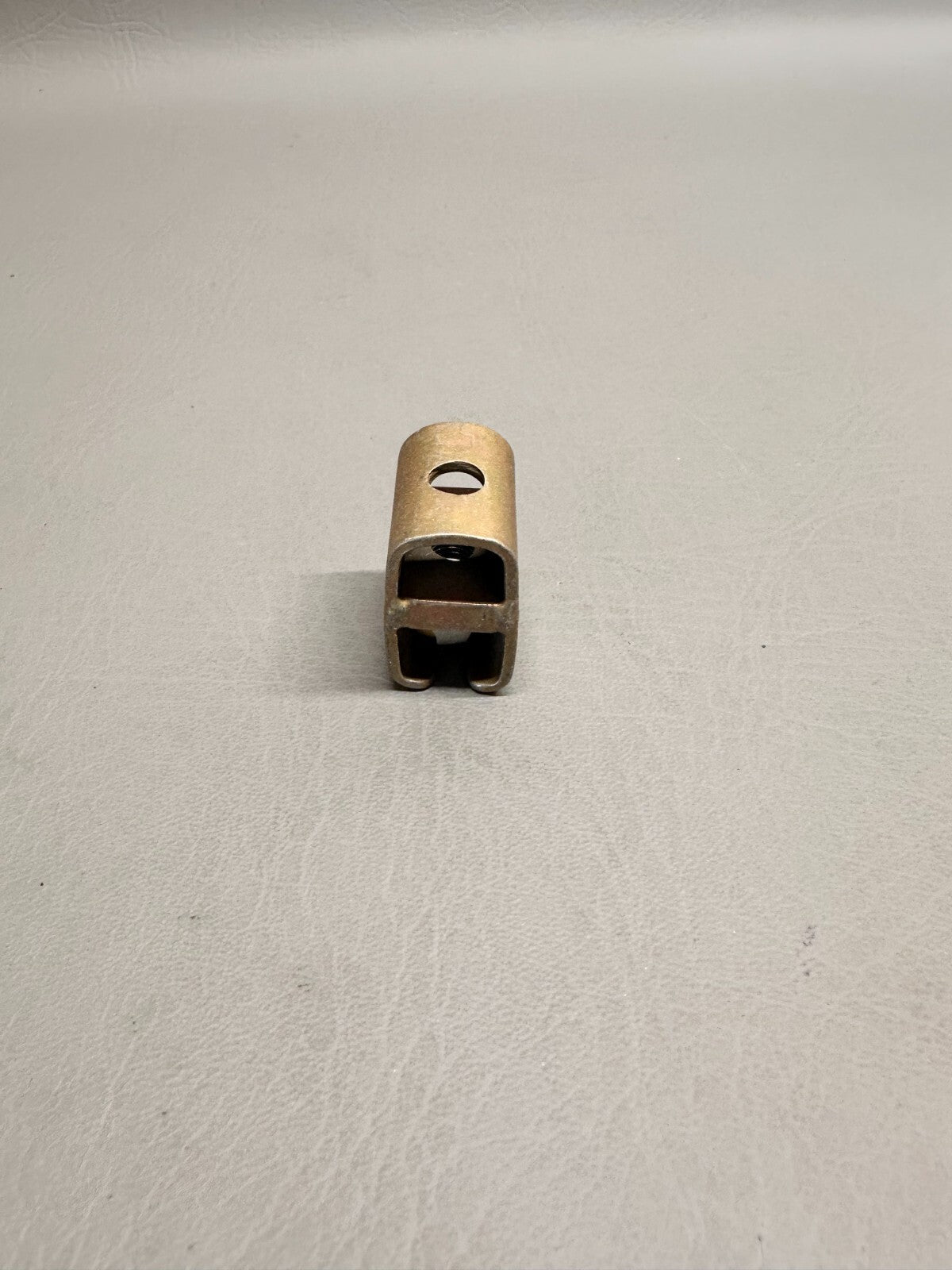 0711121-3 Cessna Cargo Tie Down Housing Weld Assy