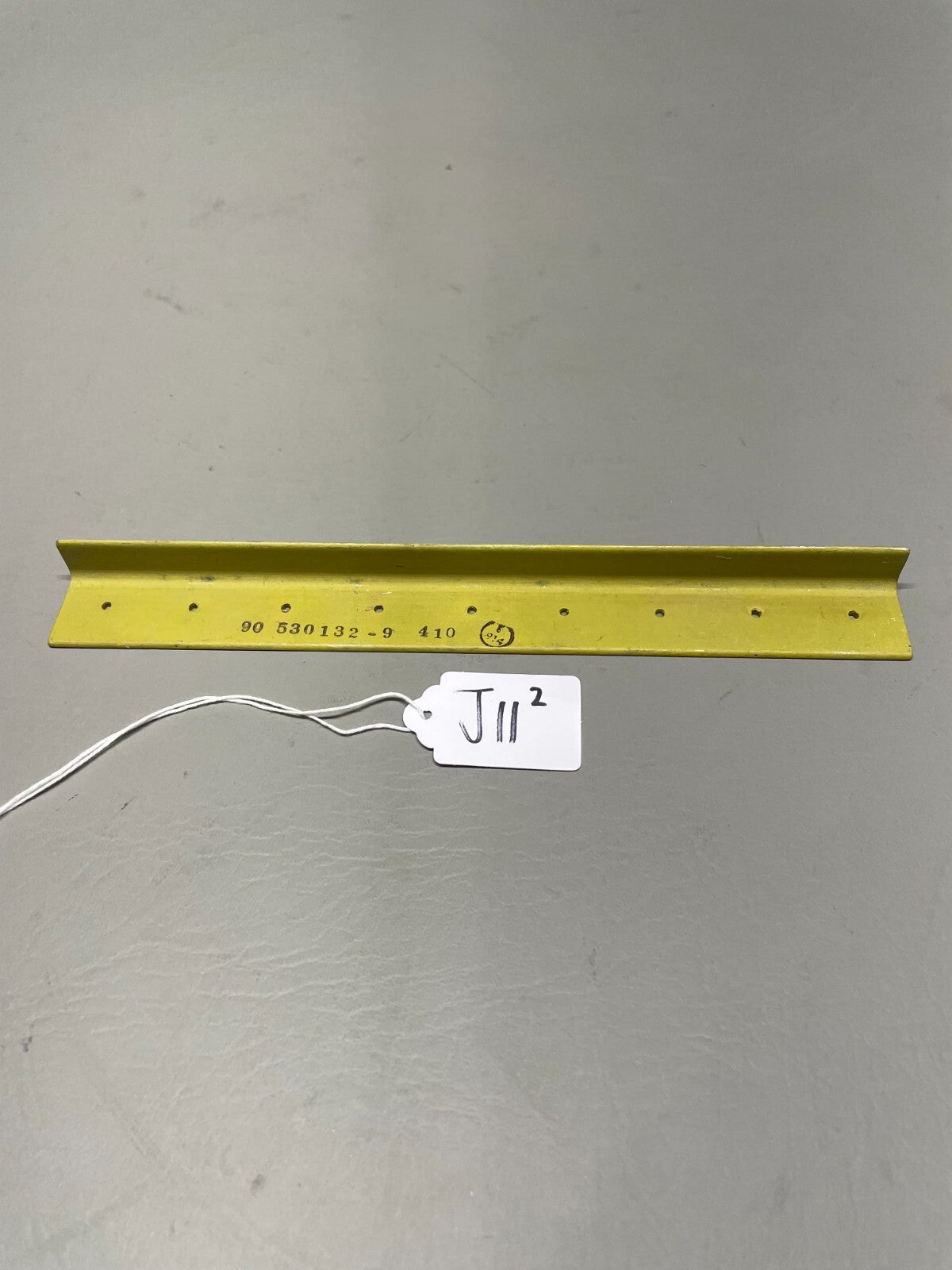 Beechcraft Angle P/N 90-530132-9