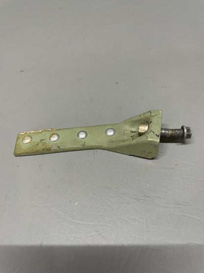 Cessna 172 Tunnel Fitting RH P/N 0513372-2 