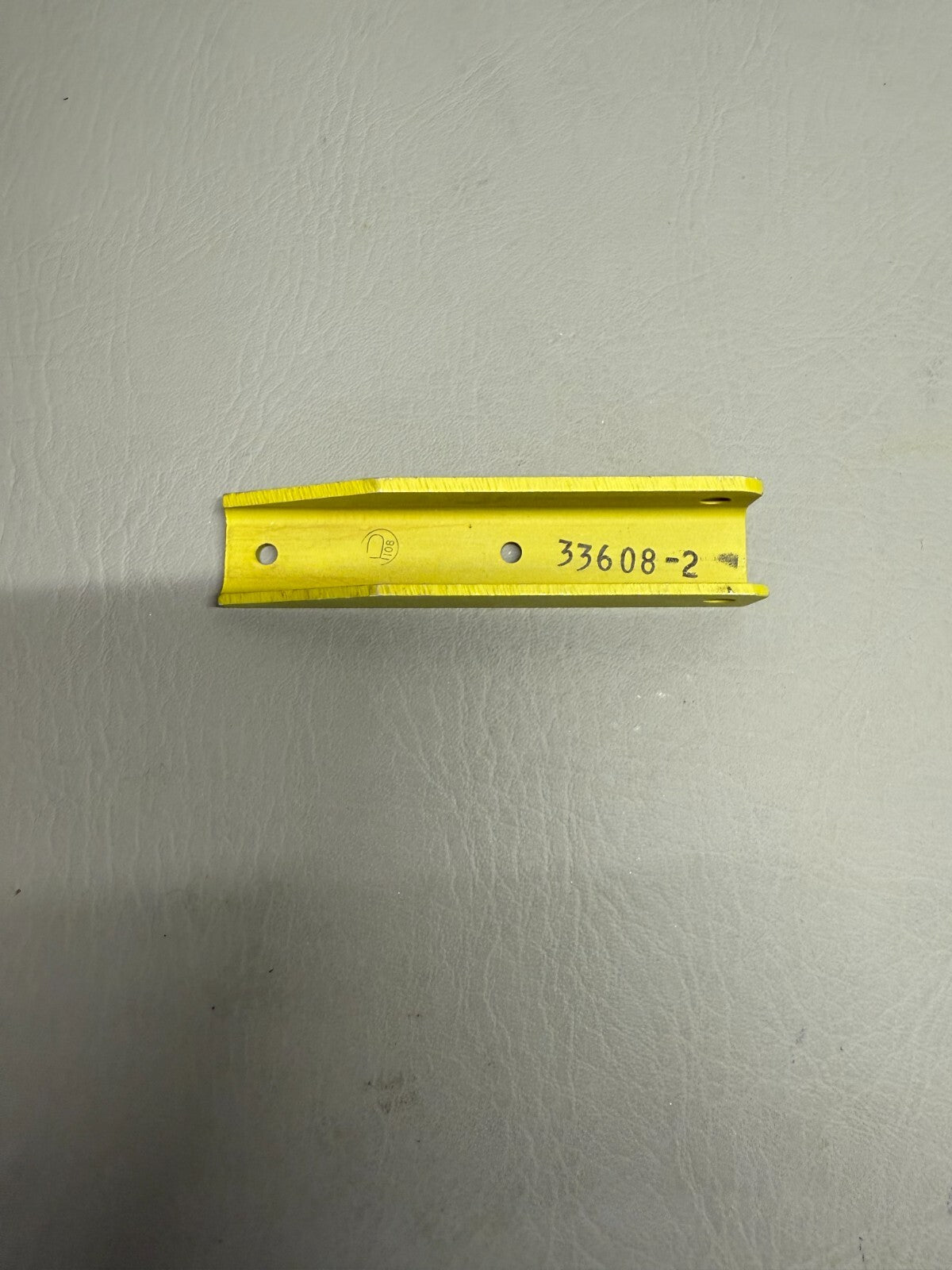 33608-002 Piper Flap Hinge