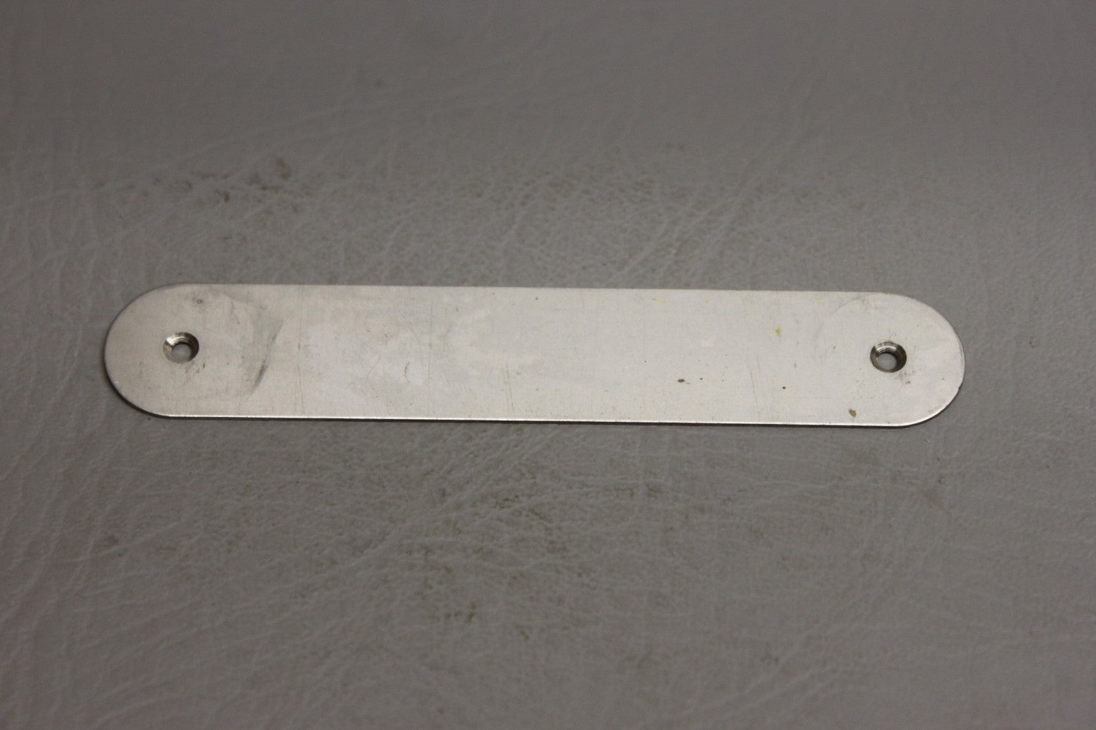 79883-004 Piper Plate (QTY 2)
