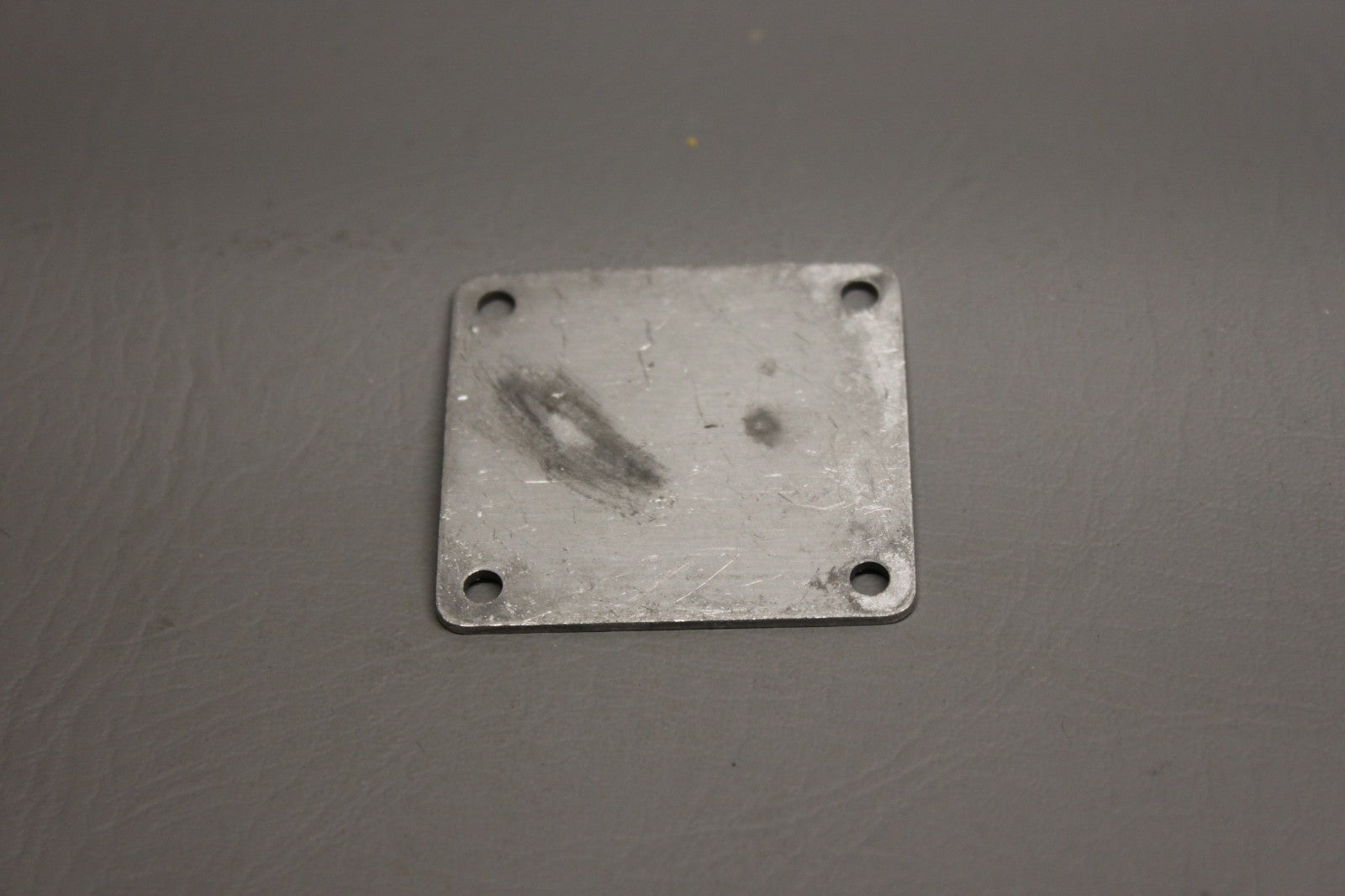 68096-000 Piper Seat Attachment