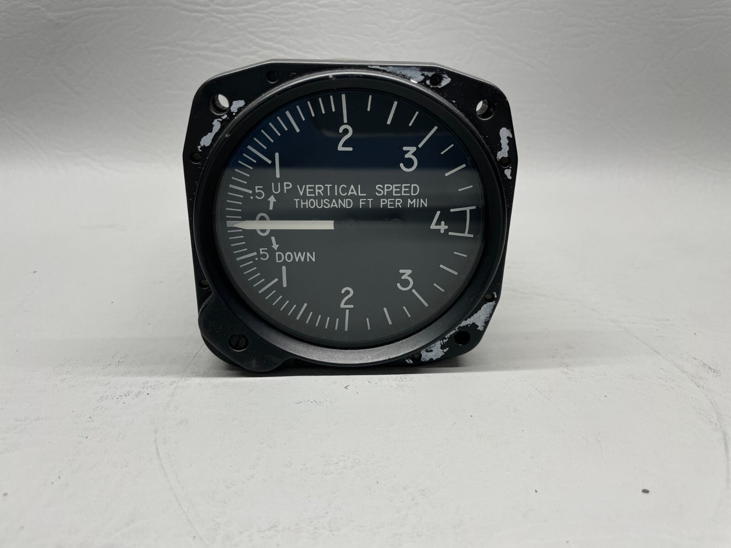 United Instruments Vertical Speed Indicator 7040