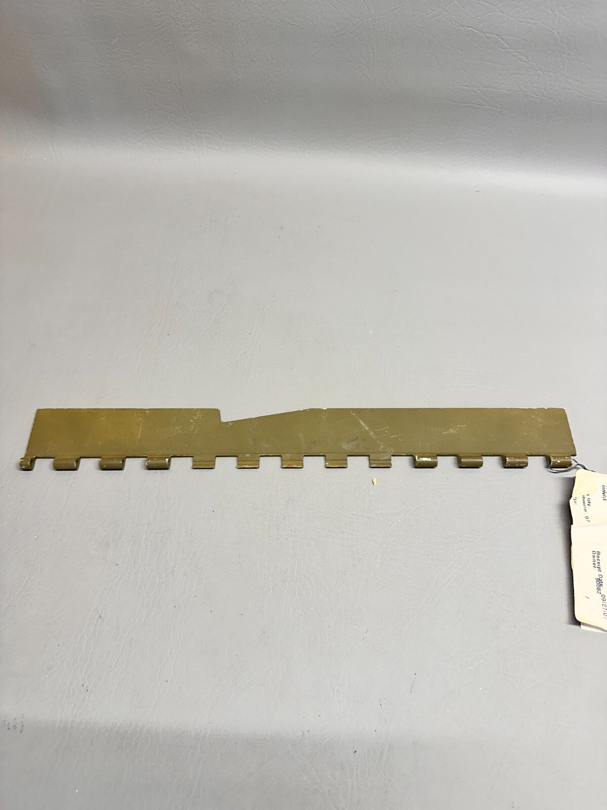 0811010-1 Cessna Hinge