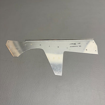0832000-62 Cessna Gusset
