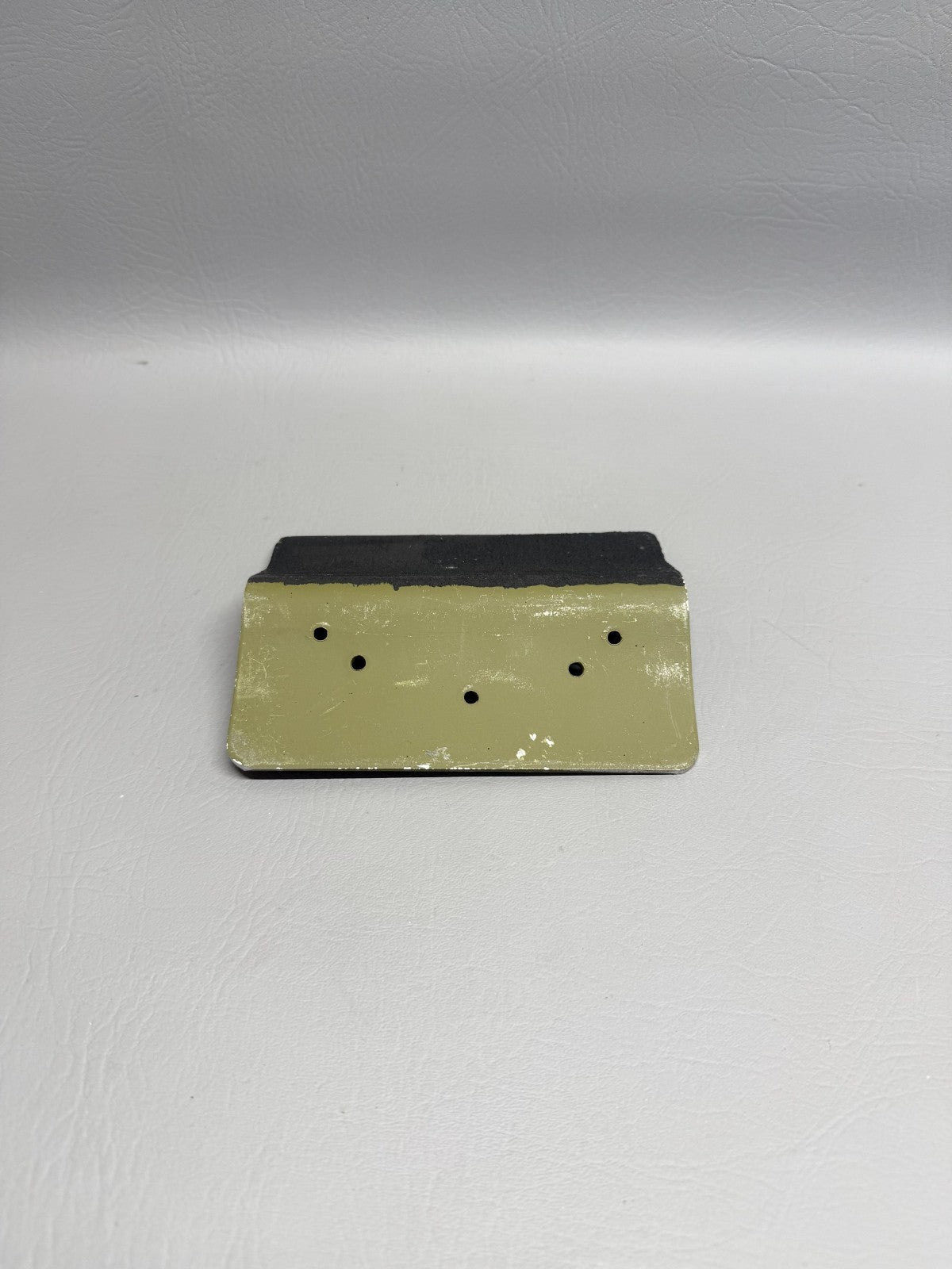 0413399-1 Cessna 150-152 Refueling Step