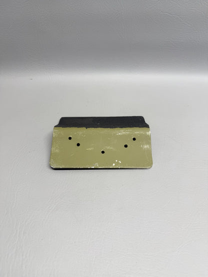 0413399-1 Cessna 150-152 Refueling Step