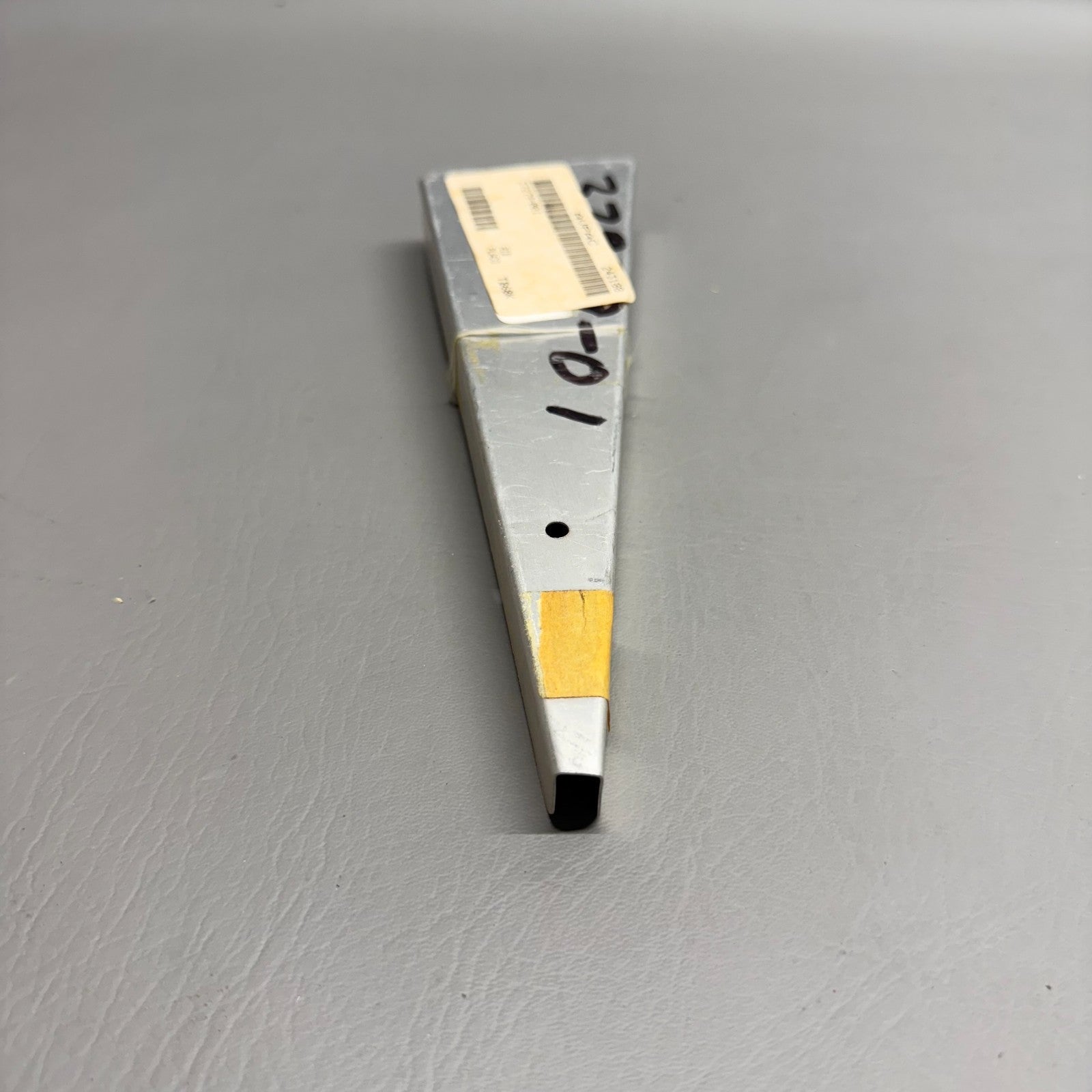 37279-001 Piper Rib