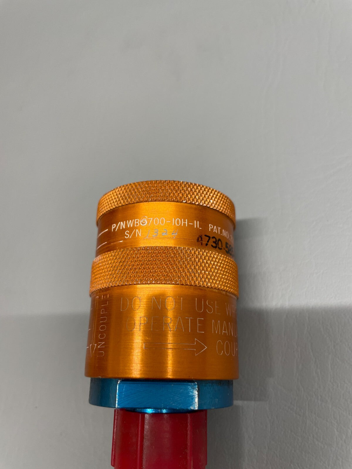 Aeroquip Coupling Connector P/N 6700-10H-1L (NEW)