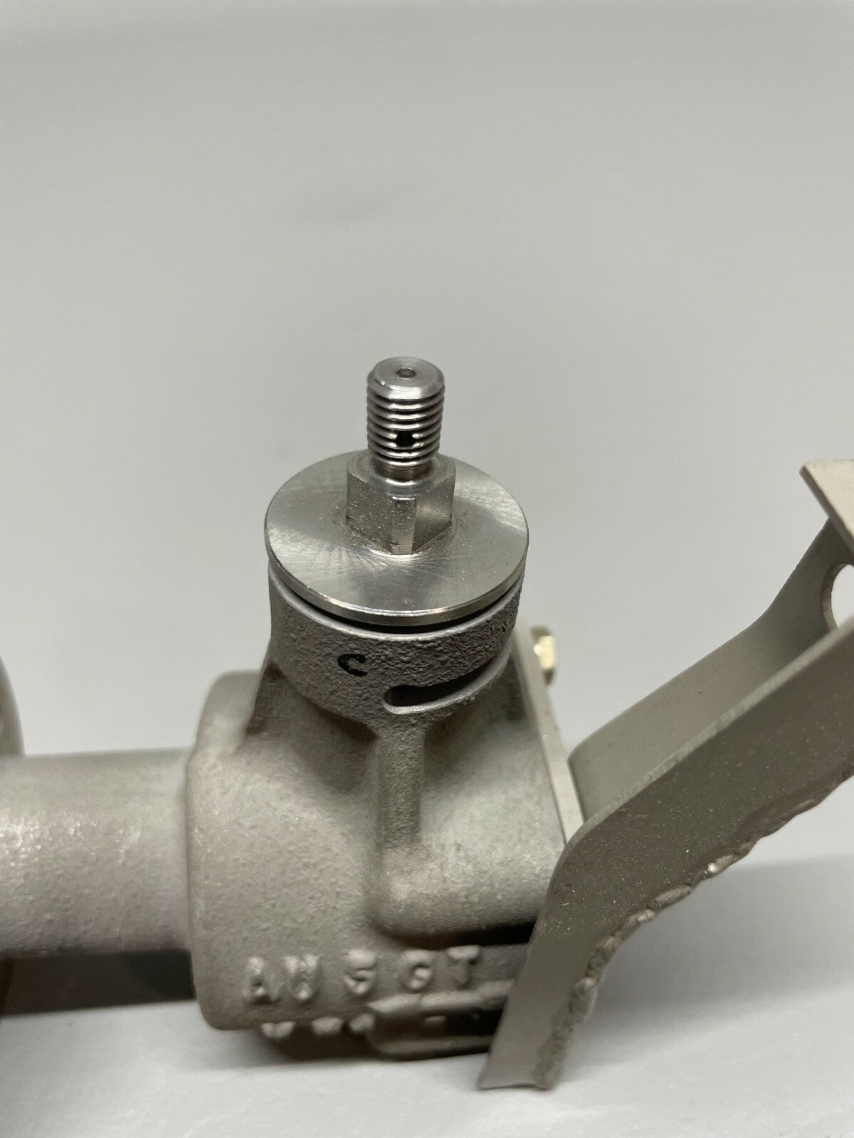 B97M19-203-1 Aircraft Valve NEW