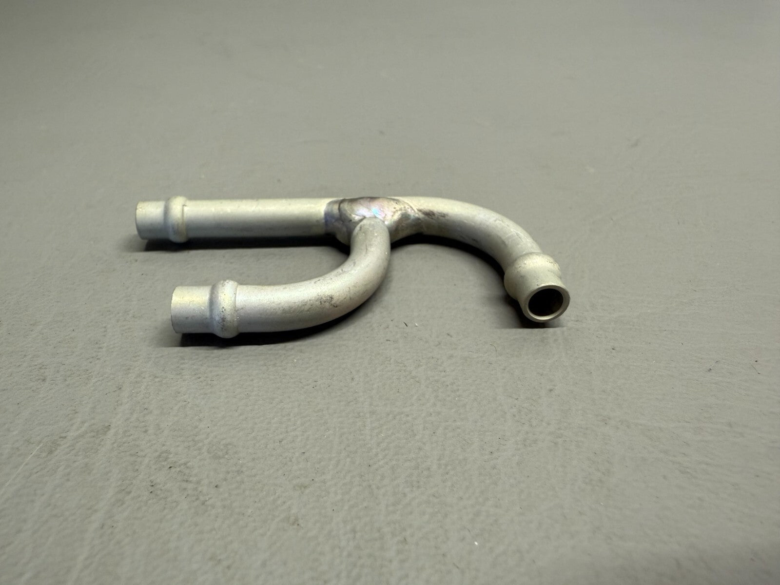 Piper Drain Tube Manifold P/N 24382-000