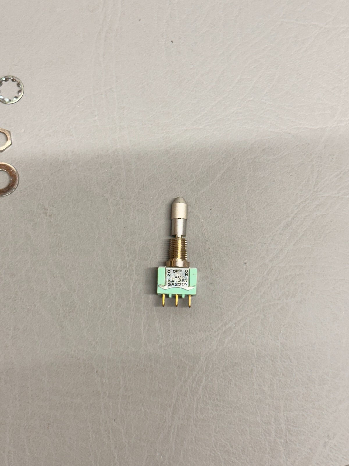 587-955 Piper Aircraft Switch