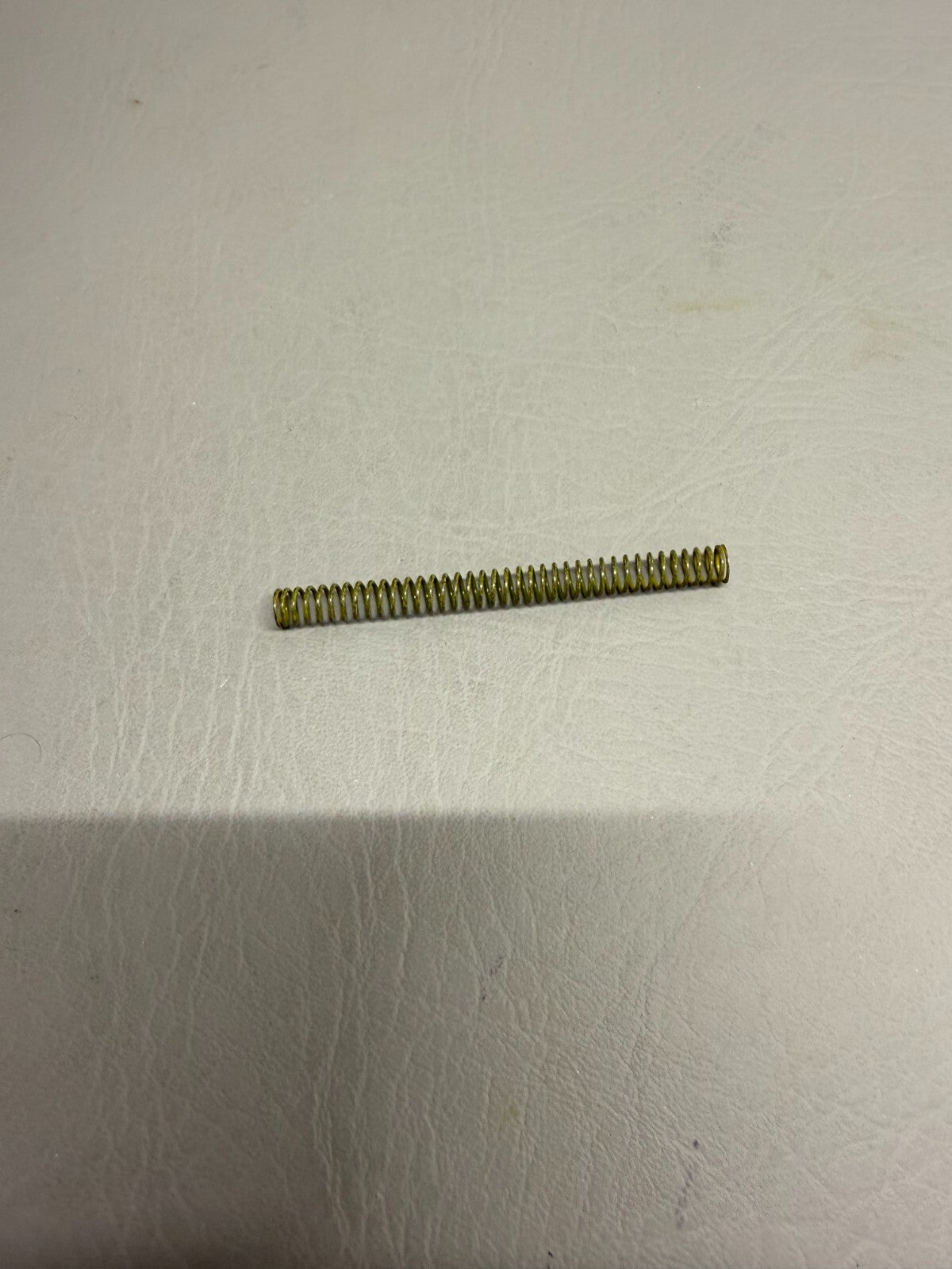 539619 TCM Continental Oil Pressure Relief Spring