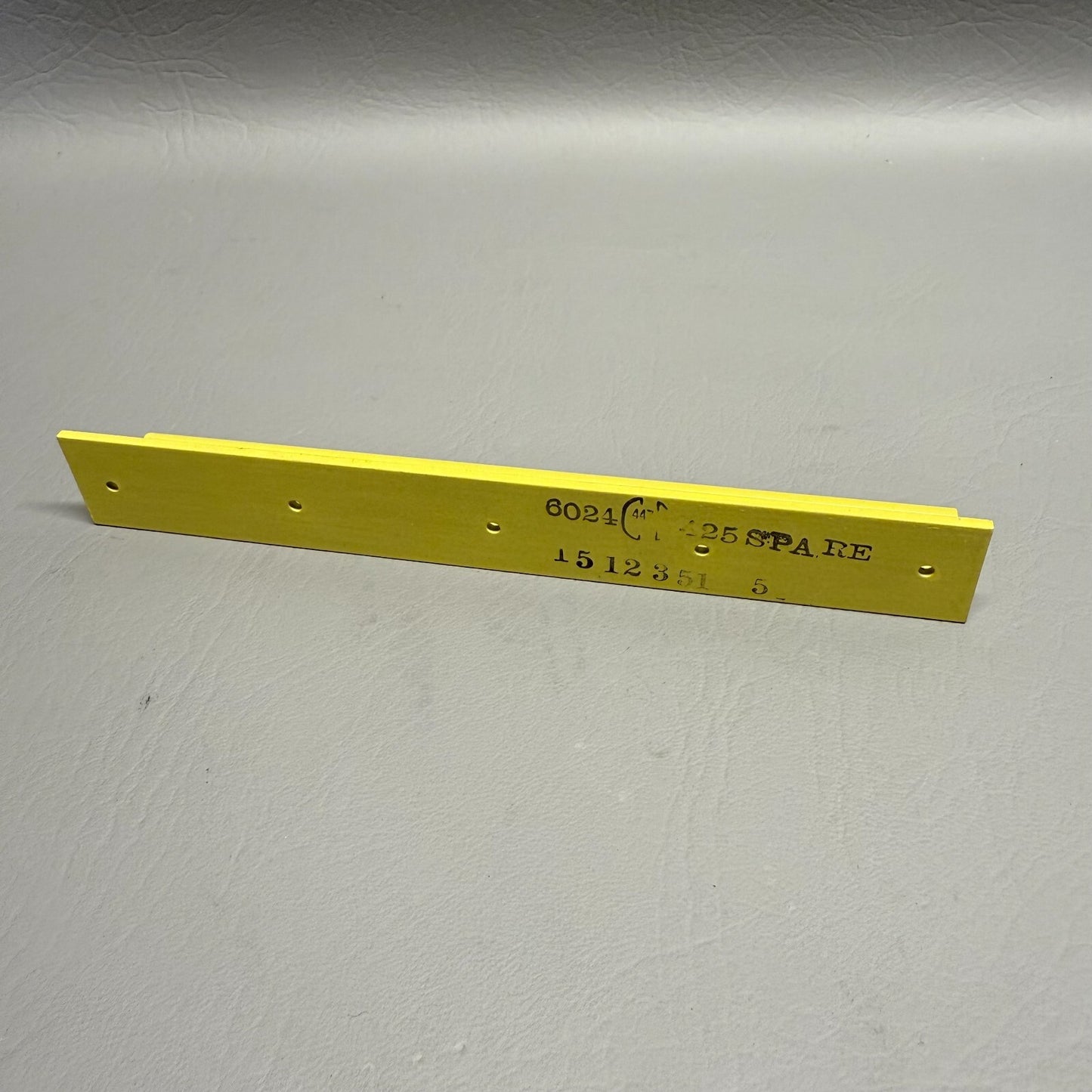 Cessna Angle P/N 1512351-5