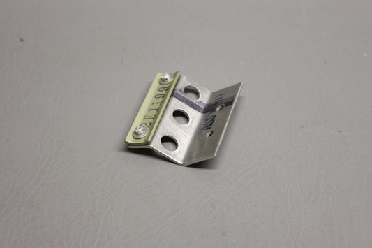 0870152-13 Cessna GOODRICH 2E1199 Lead Clip