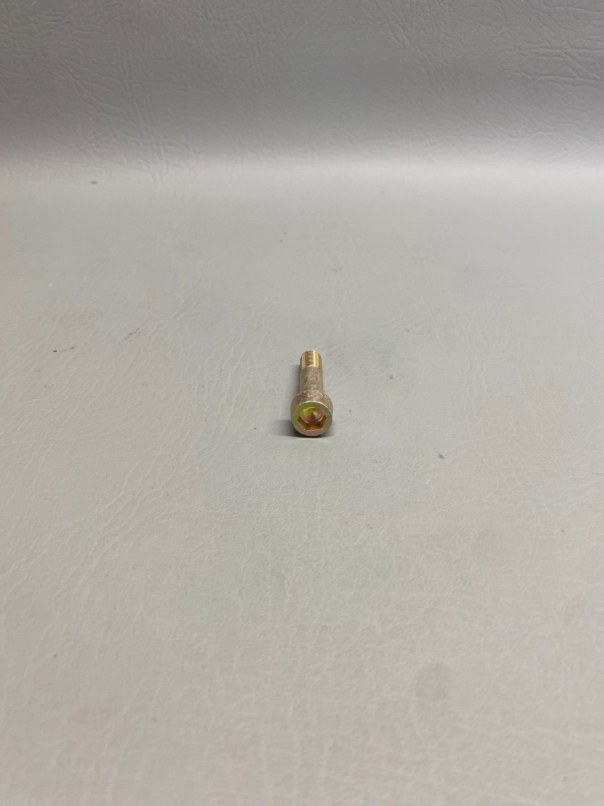 402-742 Piper Bolt